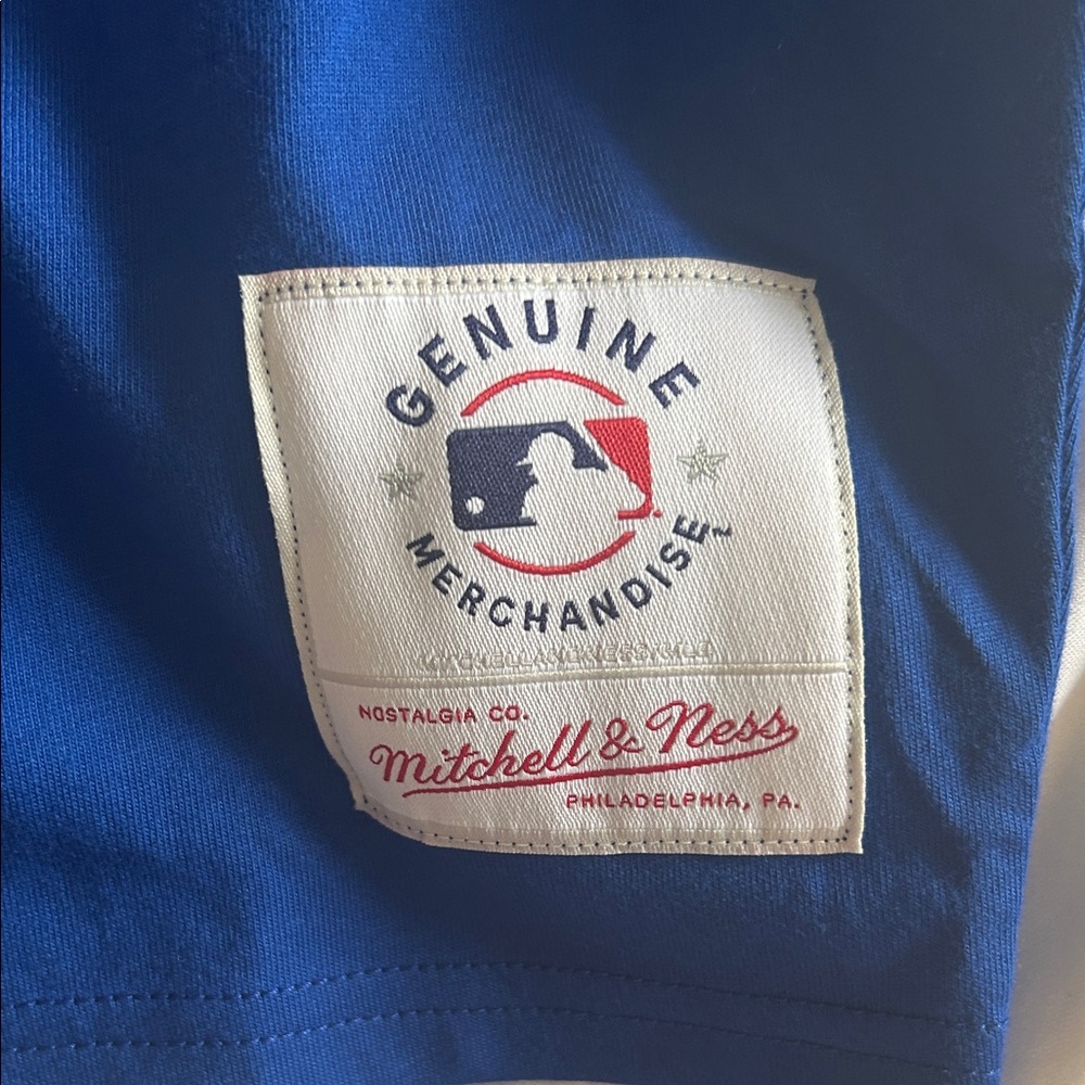 Philadelphia Phillies Mitchell & Ness Women’s Blue Pep Rally Boxy Crop Tee - NWT - Picture 5 of 9